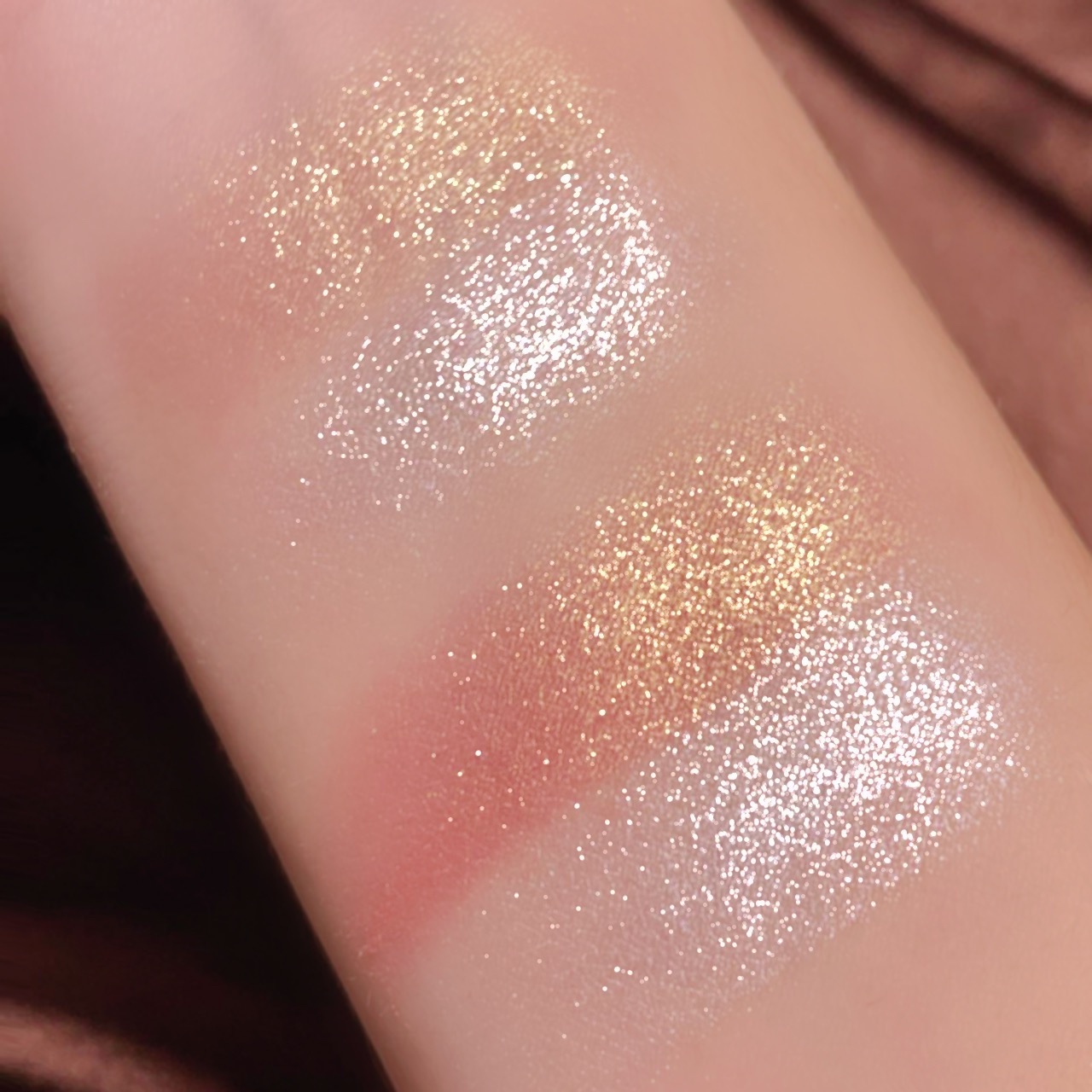 Two-tone high-gloss face and e - Highlighter Bronzer Palette review and price